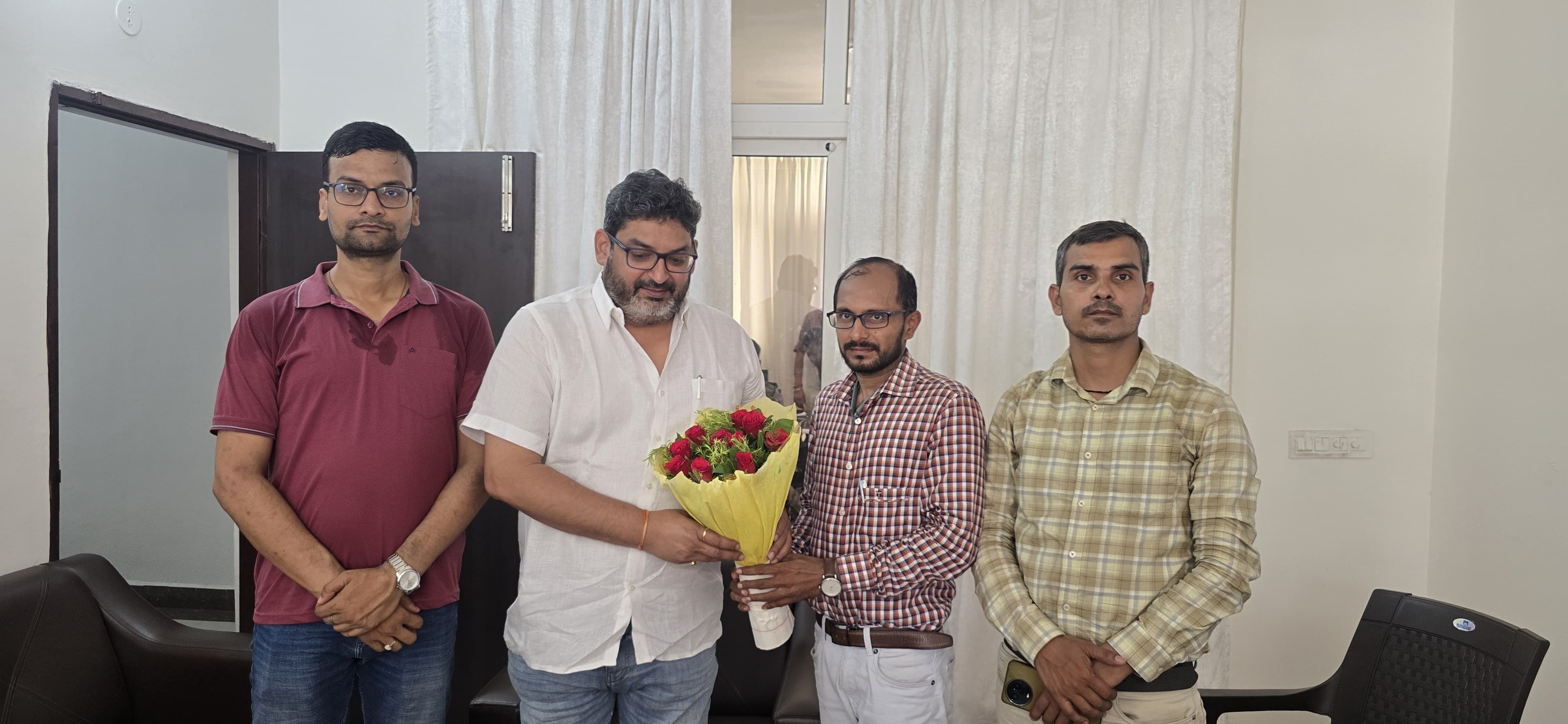 अरवल विधायक एवं भाजपा प्रदेश प्रवक्ता मनोज शर्मा से मिले बिहार कंप्यूटर साइंस शिक्षकों के प्रतिनिधि